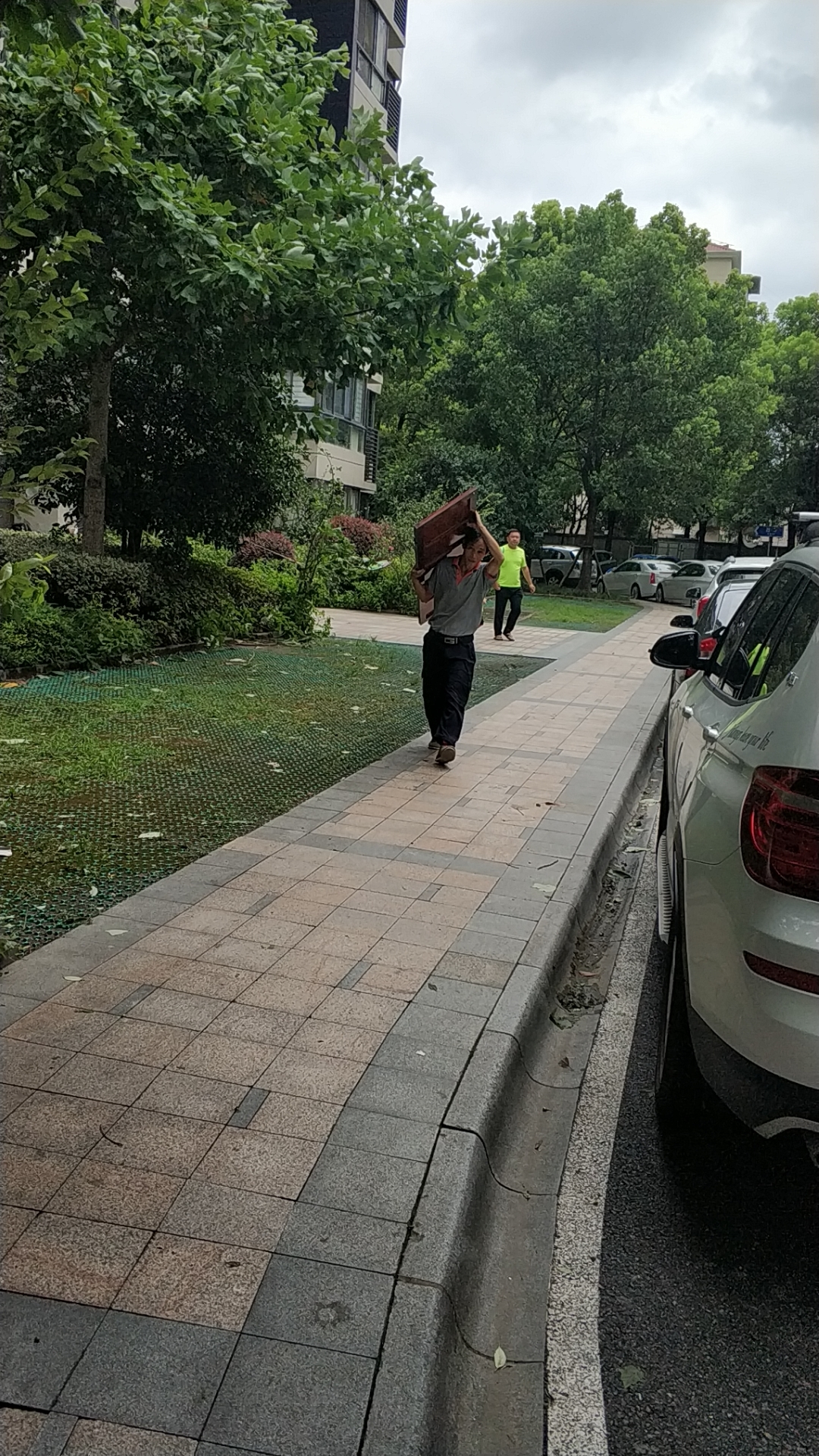 上海搬家免费怎么做更稳妥？老师傅经验分享